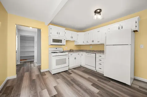 32303 West Street Kirkland IL 60146