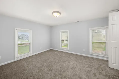 32303 West Street Kirkland IL 60146