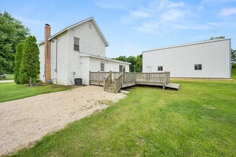 32303 West Street Kirkland IL 60146