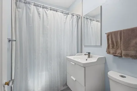 5148 North Monitor Avenue Chicago IL 60630