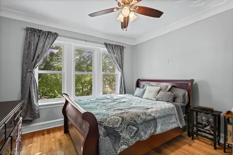 5148 North Monitor Avenue Chicago IL 60630