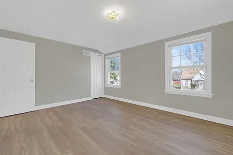 1516 Speechley Boulevard Berkeley IL 60163