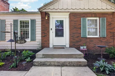 816 Manchester Road Normal IL 61761