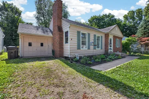 816 Manchester Road Normal IL 61761