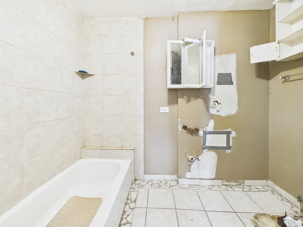 316 West 107th Street Chicago IL 60628
