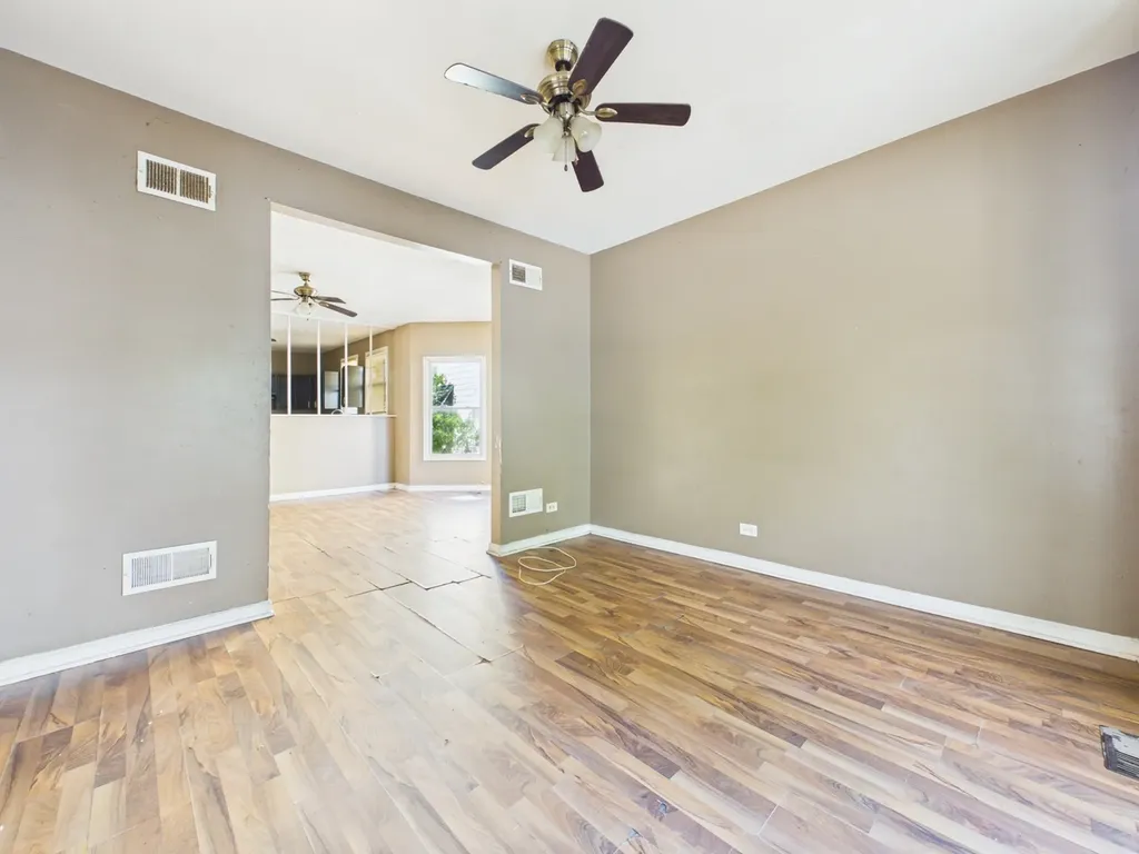 316 West 107th Street Chicago IL 60628