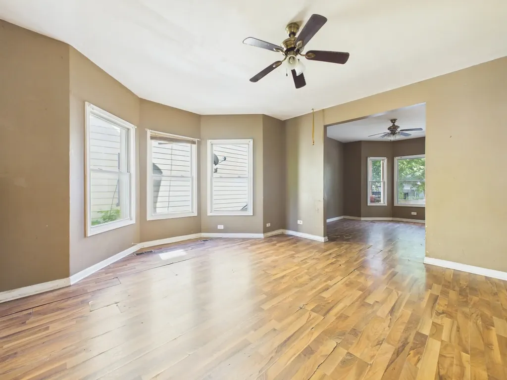 316 West 107th Street Chicago IL 60628
