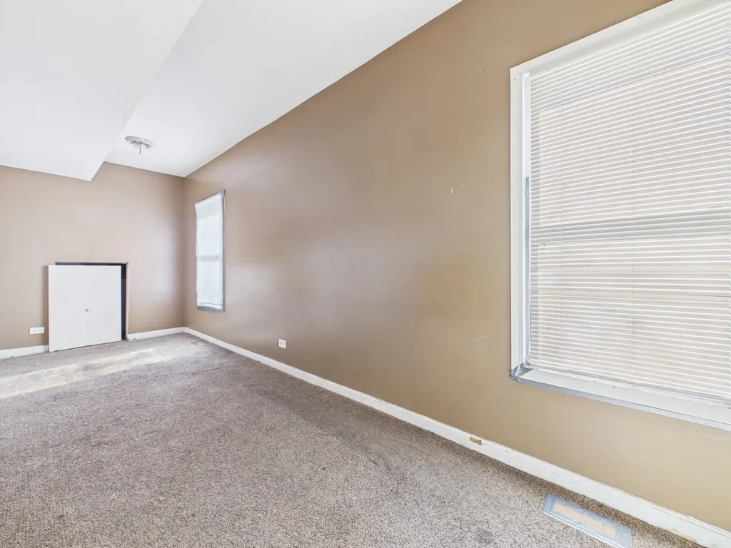 316 West 107th Street Chicago IL 60628