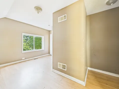 316 West 107th Street Chicago IL 60628