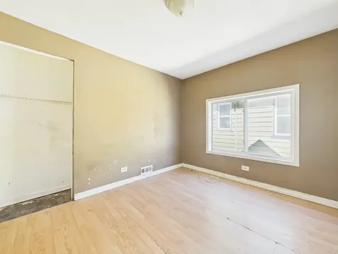 316 West 107th Street Chicago IL 60628