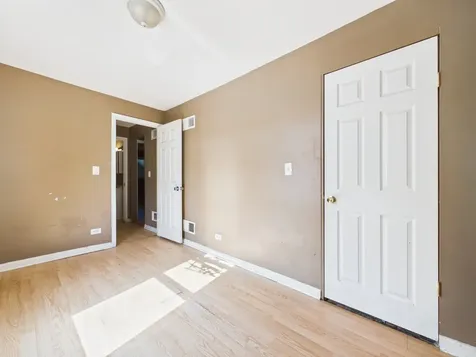 316 West 107th Street Chicago IL 60628