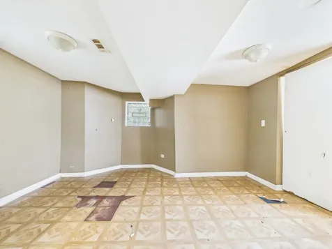 316 West 107th Street Chicago IL 60628