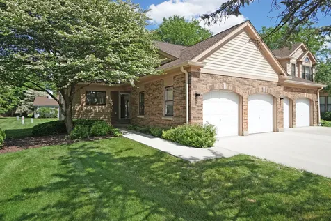 229 Willow Parkway Buffalo Grove IL 60089