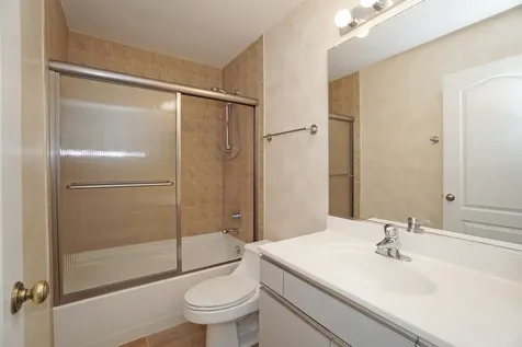 229 Willow Parkway Buffalo Grove IL 60089