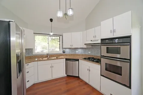 229 Willow Parkway Buffalo Grove IL 60089