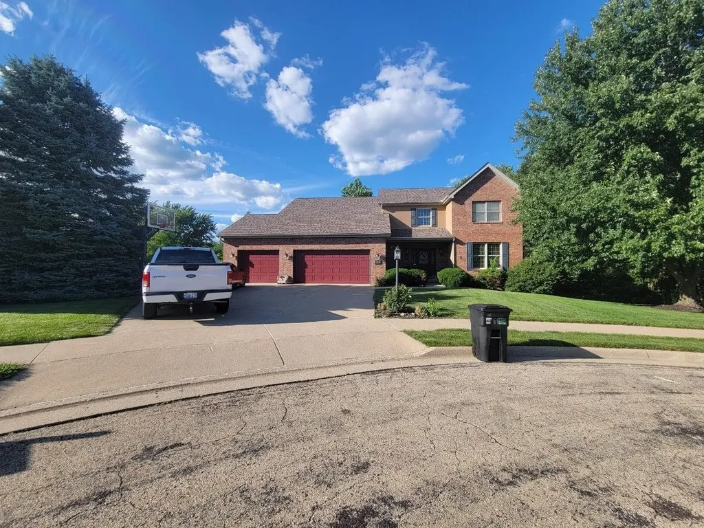 2601 West Windflower Court Peoria IL 61615