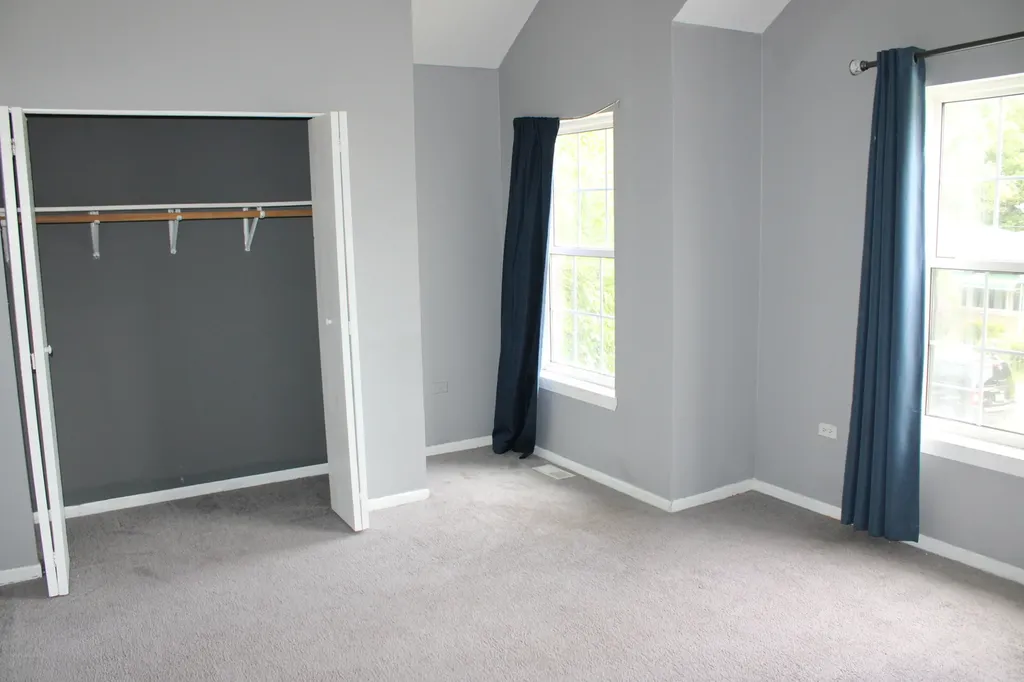 5352 South Shields Avenue Chicago IL 60609