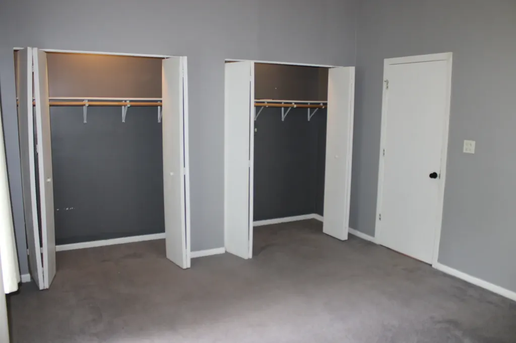 5352 South Shields Avenue Chicago IL 60609