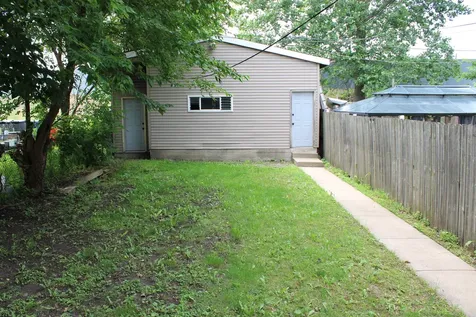 5352 South Shields Avenue Chicago IL 60609