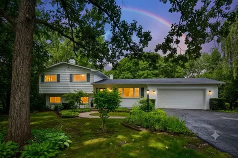 26890 North Longwood Road Lake Forest IL 60045