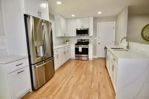 26890 North Longwood Road Lake Forest IL 60045