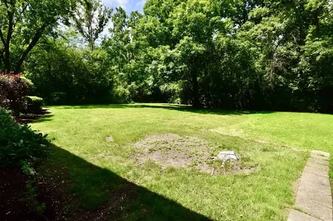 26890 North Longwood Road Lake Forest IL 60045