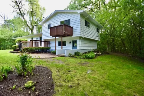 26890 North Longwood Road Lake Forest IL 60045