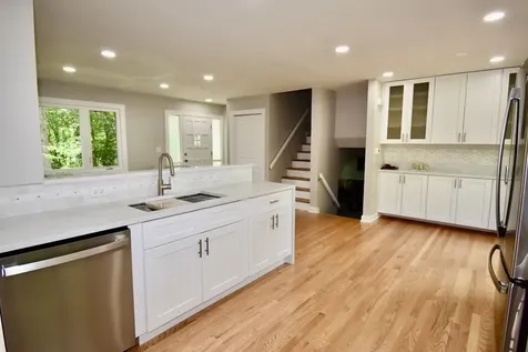 26890 North Longwood Road Lake Forest IL 60045