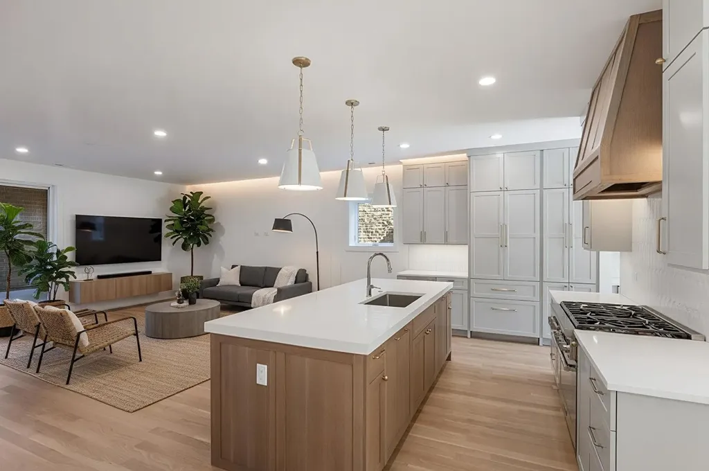 3740 North Racine Avenue Chicago IL 60613