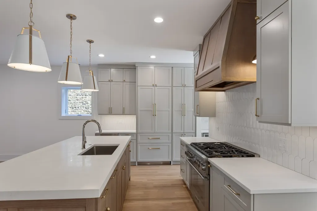 3740 North Racine Avenue Chicago IL 60613