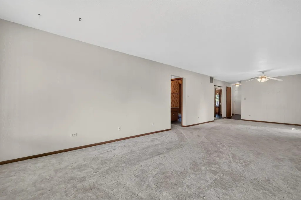 914 Shagbark Road New Lenox IL 60451