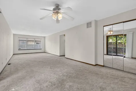 914 Shagbark Road New Lenox IL 60451