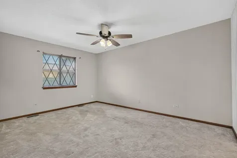 914 Shagbark Road New Lenox IL 60451