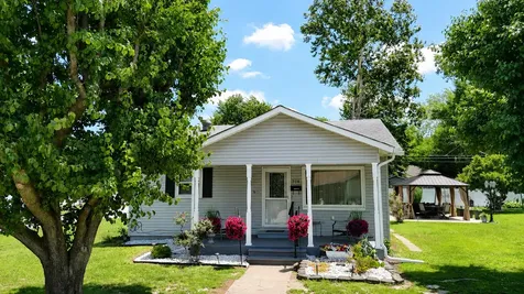 308 North 9th Street Benton IL 62812