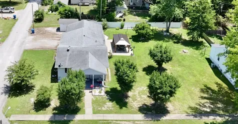308 North 9th Street Benton IL 62812