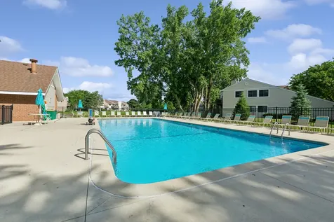 971 Hidden Lake Drive Buffalo Grove IL 60089
