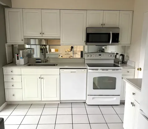 1531 Palmgren Drive Glenview IL 60025
