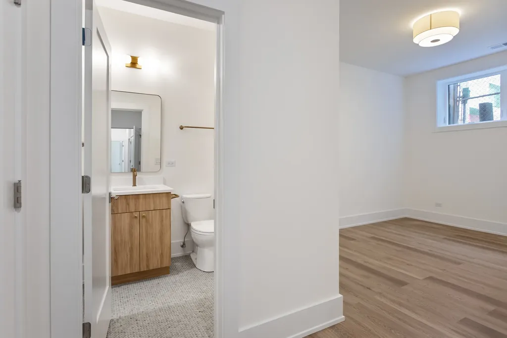 3740 North Racine Avenue Chicago IL 60613