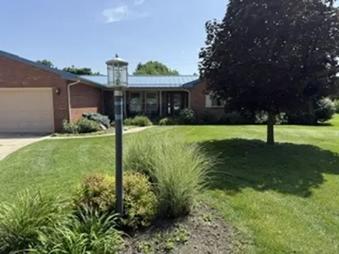 3002 Meadowbrook Court Champaign IL 61822