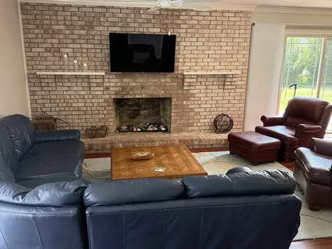 3002 Meadowbrook Court Champaign IL 61822