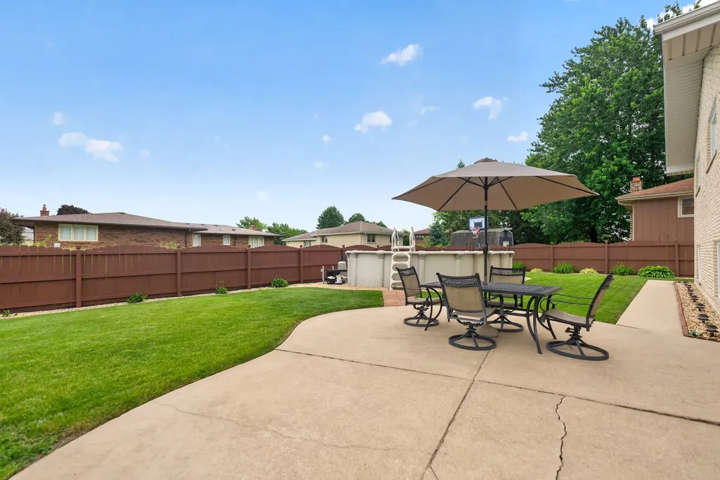15549 Larkspur Lane Orland Park IL 60462