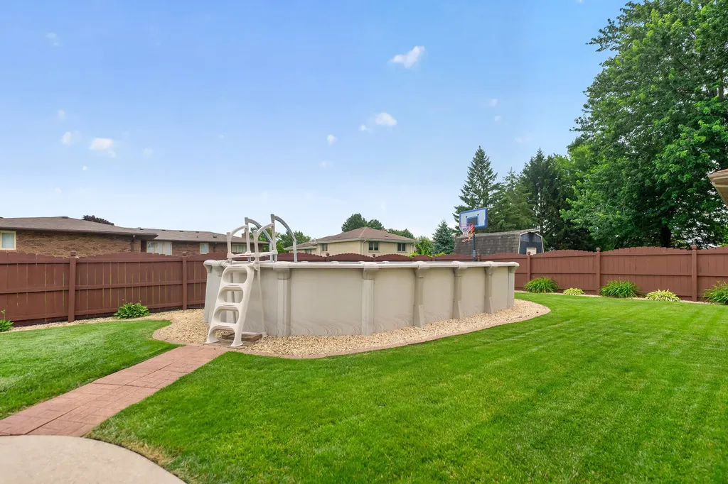 15549 Larkspur Lane Orland Park IL 60462