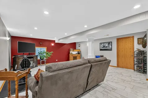 15255 Rosarie Drive Homer Glen IL 60491