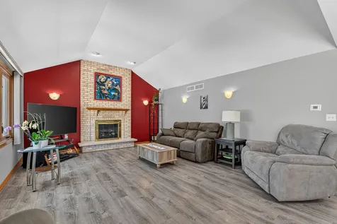 15255 Rosarie Drive Homer Glen IL 60491