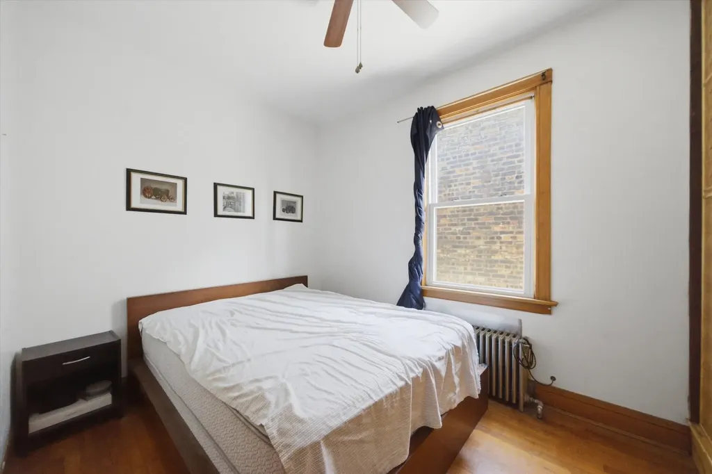 5328 South Spaulding Avenue Chicago IL 60632