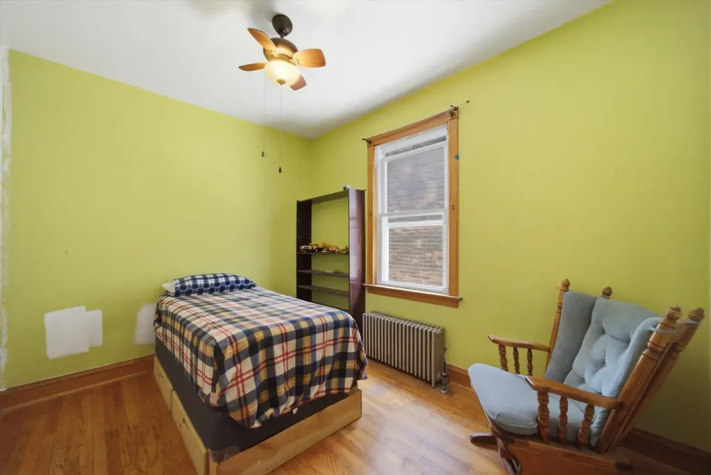 5328 South Spaulding Avenue Chicago IL 60632