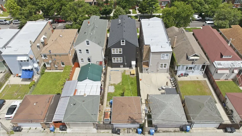 5328 South Spaulding Avenue Chicago IL 60632