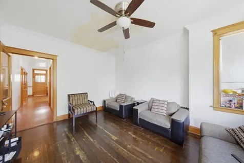 5328 South Spaulding Avenue Chicago IL 60632