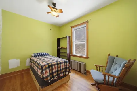 5328 South Spaulding Avenue Chicago IL 60632