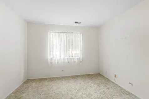 1022 Thorndale Court Wheeling IL 60090